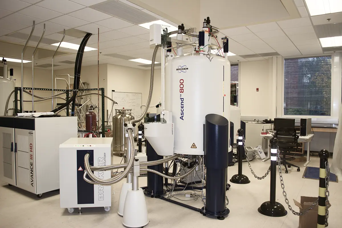 Michael Nielsen - NMR Machine